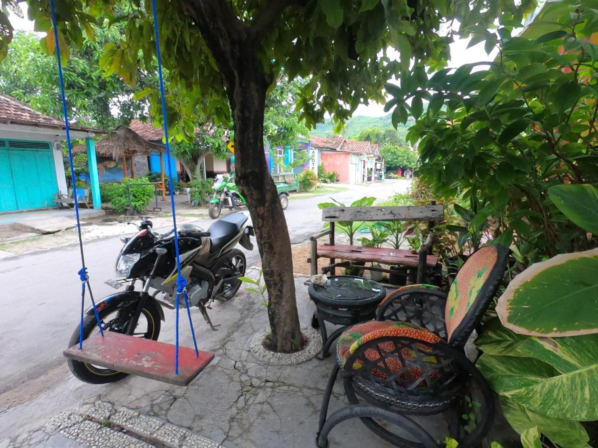 Owl Hostel Karimunjawa Dış mekan fotoğraf